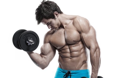 Las pesas es el ejercicio fundamental si quieres practicar bodybuilding.