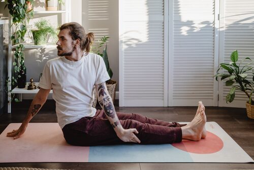 El yoga es una de las mejores actividades para mejorar la postura